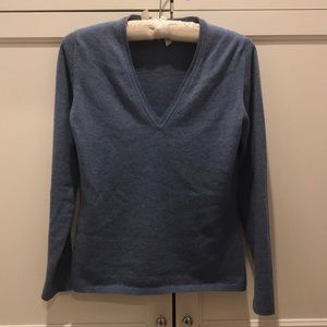 Johnstons of Elgin cashmere blue v neck sweater